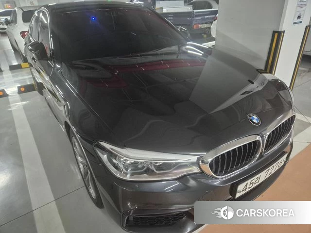 BMW 5 Series (G30) 2018 Серый из Кореи