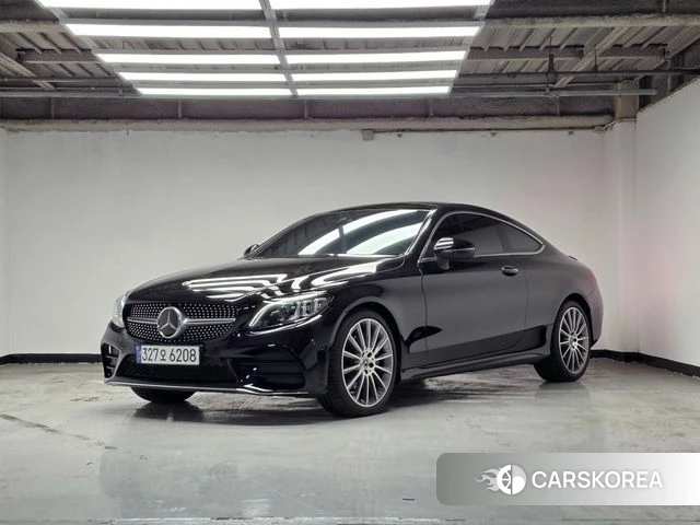 Mercedes-Benz C-Class W205 2023 Черный из Кореи