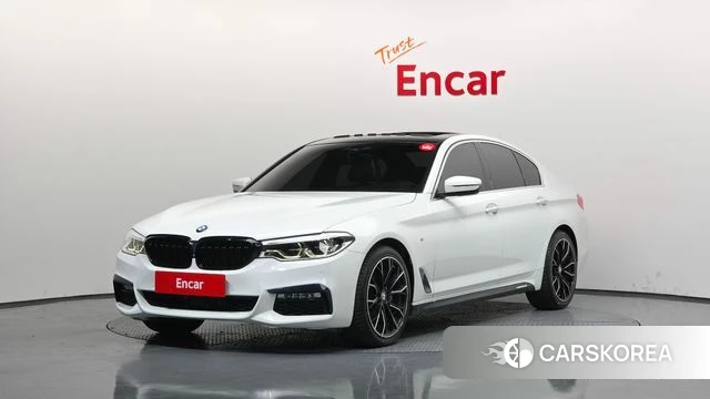 BMW 5 Series (G30) 2018 Белый из Кореи