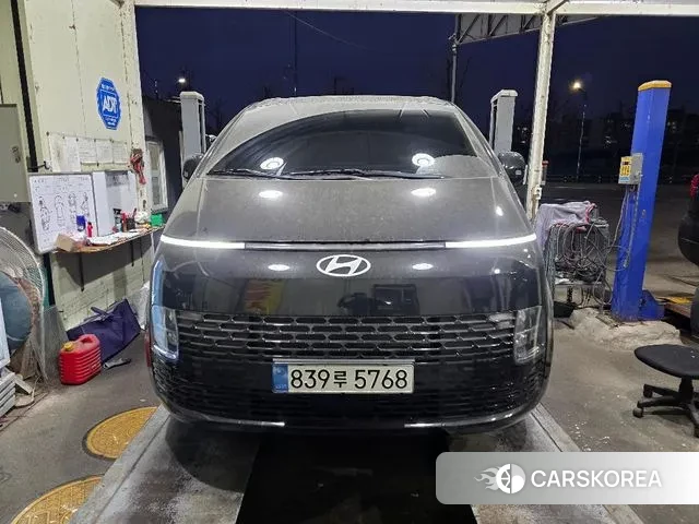 Hyundai Staria 2025 Черный из Кореи