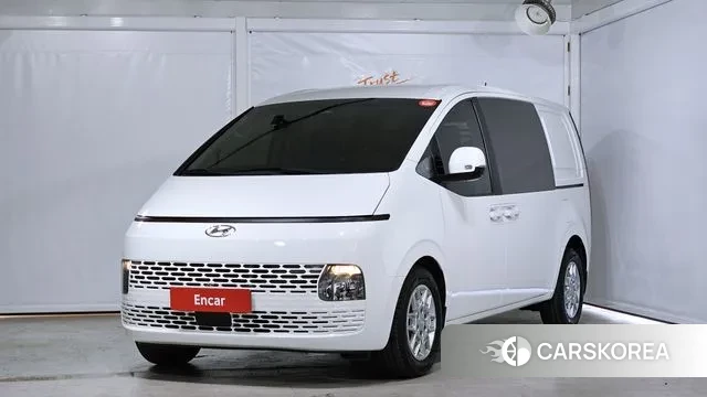 Hyundai Staria 2022 Белый из Кореи