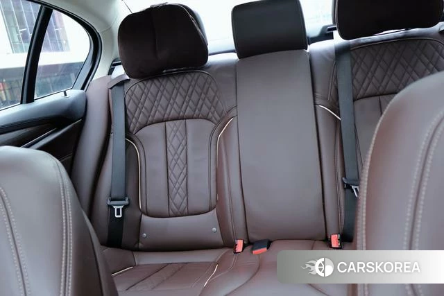 BMW 5 series 2019 Белый из Китая