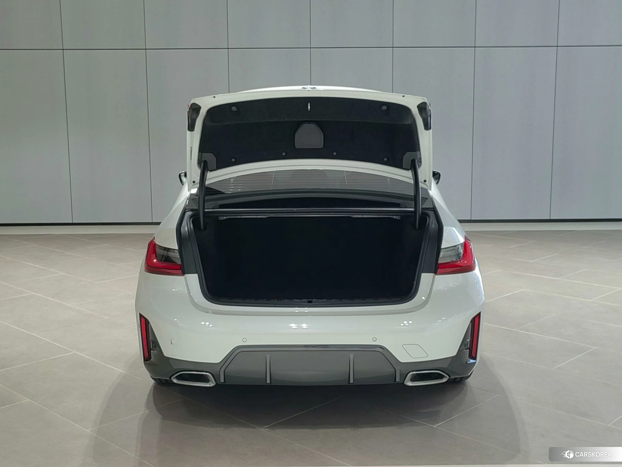 BMW 3 series 2022 Белый из Китая