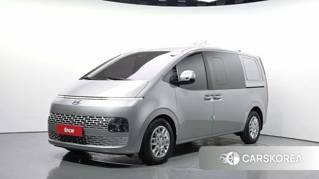 Hyundai Staria 2022 Серебряный из Кореи