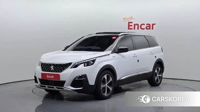 Peugeot 5008 second generation 2019 Белый из Кореи