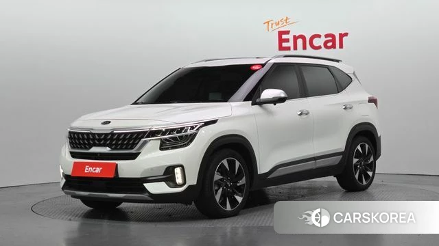 Kia Seltos 2021 Белый из Кореи
