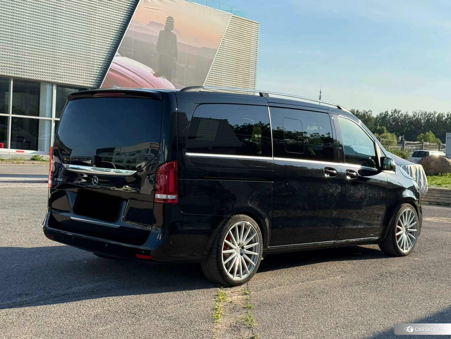 Mercedes-Benz V-class 2022 Черный из Китая