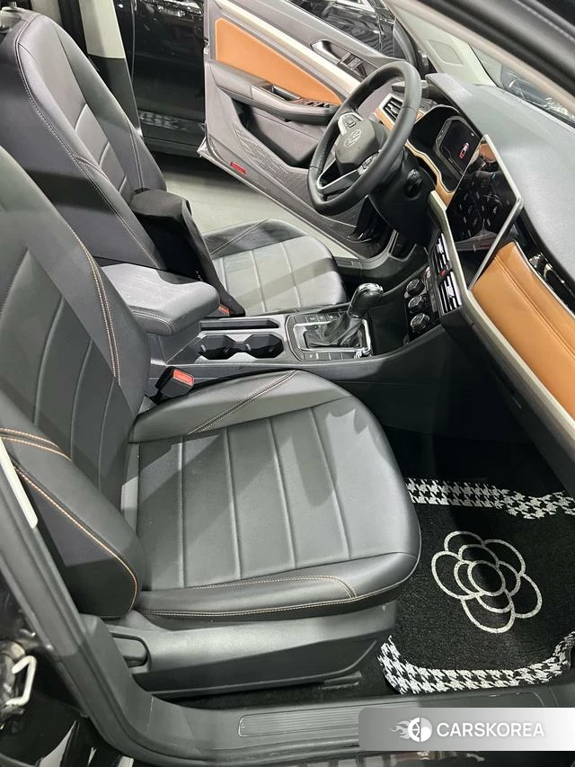 Volkswagen Bora 2024 Черный из Китая