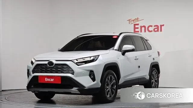 Toyota RAV4 5th Generation 2025 Белый из Кореи