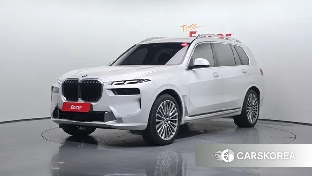 BMW X7 (G07) 2023 Белый из Кореи