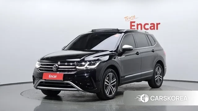 Volkswagen Tiguan Allspace 2023 Черный из Кореи