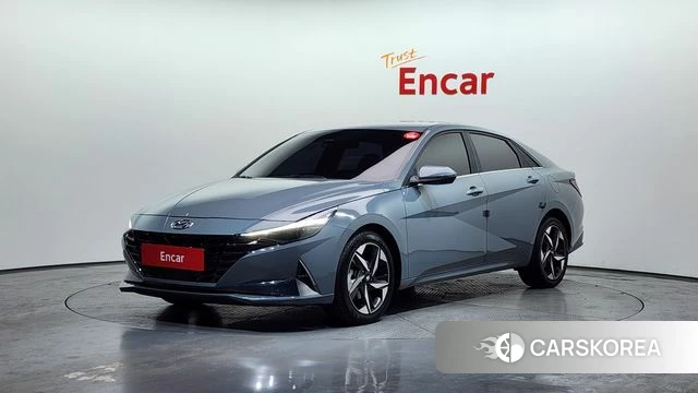 Hyundai Avante (CN7) 2021 Серебристо-серый из Кореи