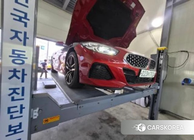 BMW Z4 (G29) 2020 Красный из Кореи