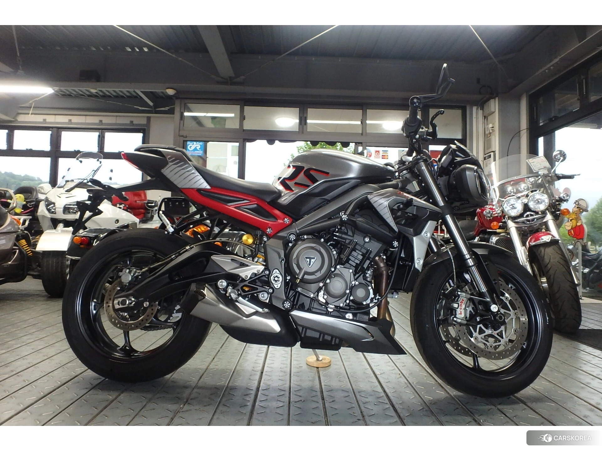 Triumph STREET TRIPLE 765 RS 2022 из Японии, фото 2