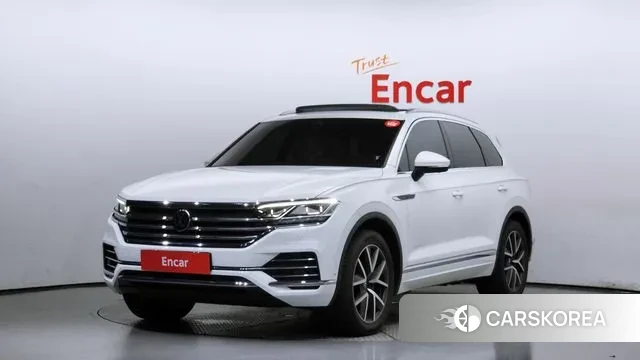Volkswagen Touareg 3rd generation 2023 Белый из Кореи