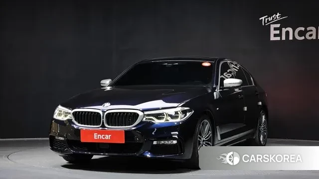 BMW 5 Series (G30) 2018 Черный из Кореи