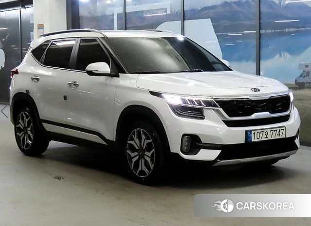Kia Seltos 2021 Белый из Кореи