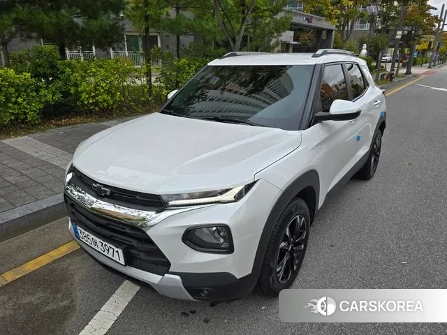 Chevrolet (GM Daewoo) Trailblazer 2021 Белый из Кореи