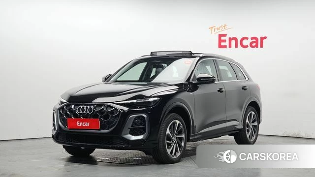 Audi Q5 (80A) 2025 Черный из Кореи