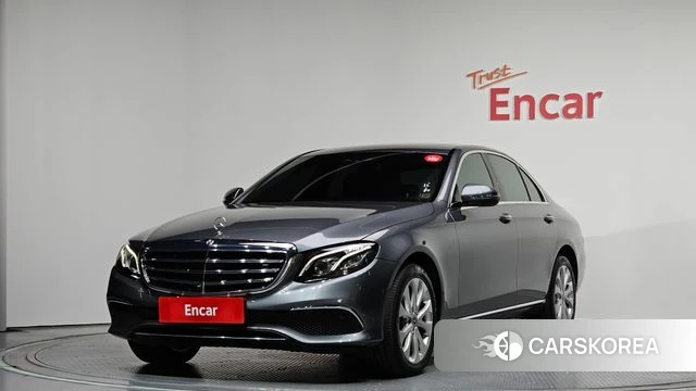 Mercedes-Benz E-Class W213 2020 Серый из Кореи