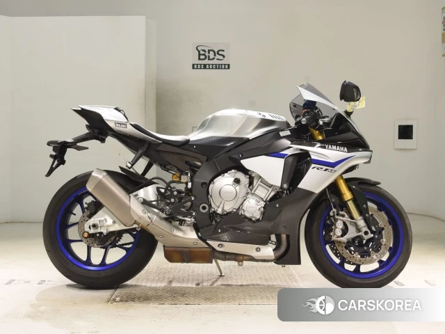 Yamaha YZF-R1M 2017 из Японии, фото 2