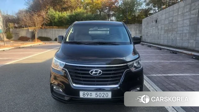 Hyundai The New Grand Starex 2020 Черный из Кореи