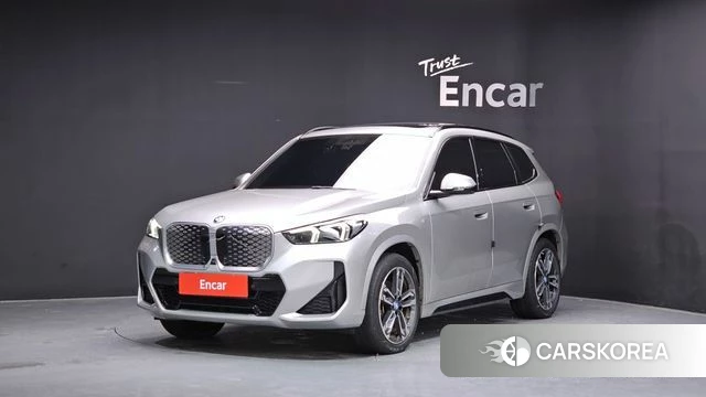 BMW iX1 (U11) 2024 Серебристо-серый из Кореи