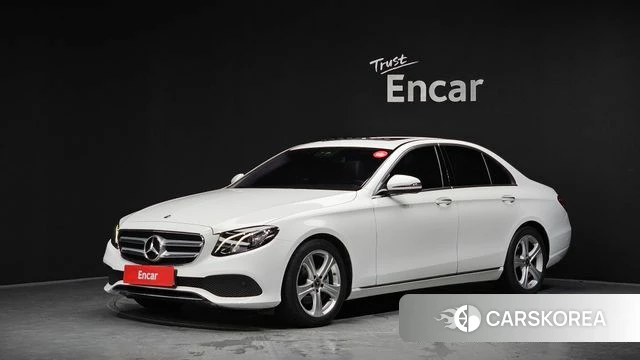 Mercedes-Benz E-Class W213 2018 Белый из Кореи