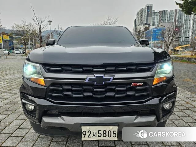 Chevrolet (GM Daewoo) Real New Colorado 2021 Черный из Кореи