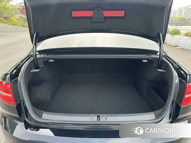 Volkswagen Magotan 2018 Черный из Китая