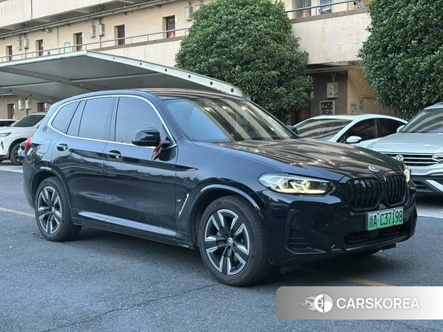 BMW iX3 2024 Черный из Китая