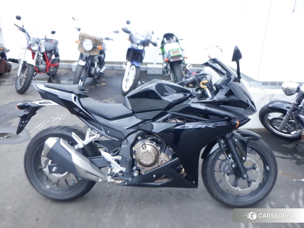 Проданный Honda CBR400R 2017 из Японии, фото 2