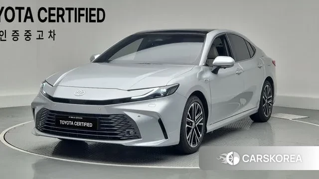 Toyota Camry (XV80) 2025 Серебряный из Кореи