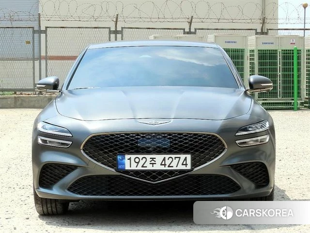Genesis The New G70 2023 Серый из Кореи