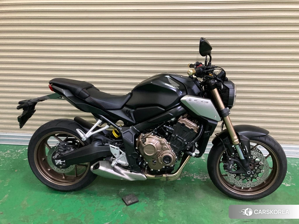 Проданный Honda CB650R 2021 из Японии, фото 2