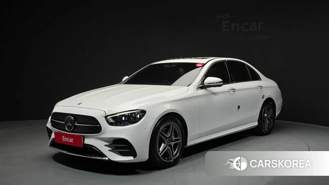 Mercedes-Benz E-Class W213 2022 Белый из Кореи