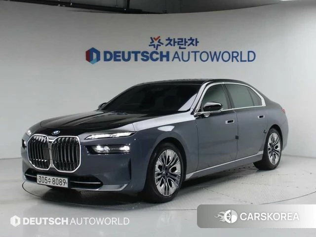 BMW 7 Series (G70) 2023 Серый из Кореи