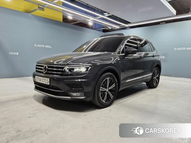 Volkswagen Tiguan second Generation 2020 Серый из Кореи