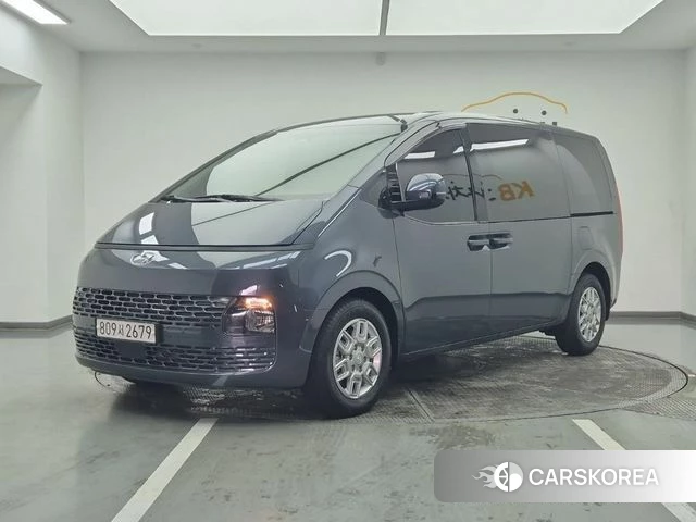 Hyundai Staria 2023 Серый из Кореи