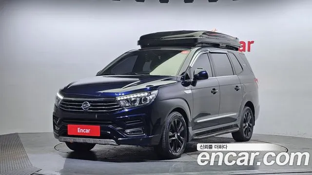 Ssangyong Korando Turismo 2018 Синий из Кореи