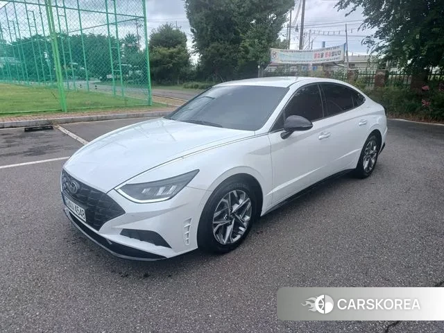 Hyundai Sonata (DN8) 2022 Белый из Кореи