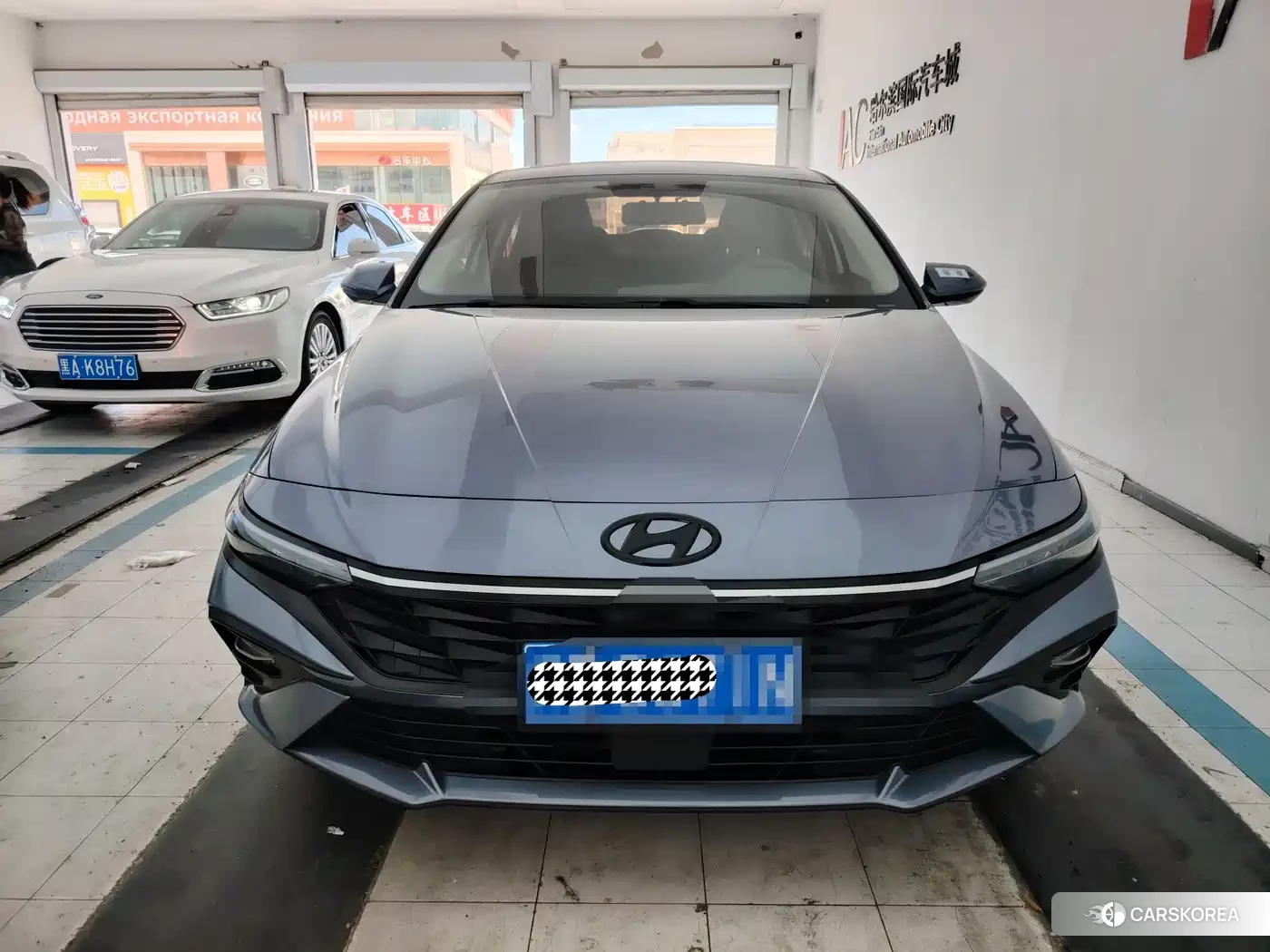 Hyundai Elantra 2023 Синий из Китая