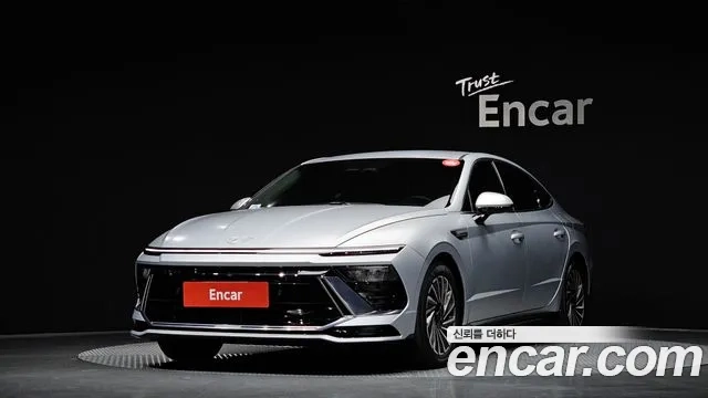 Hyundai Sonata D Edge Hybrid (DN8) 2023 Серебристо-серый из Кореи