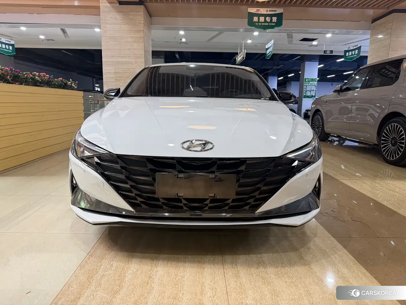 Hyundai Elantra 2026 Белый из Китая