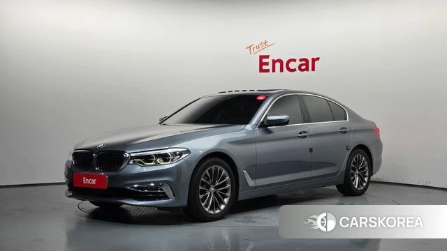 BMW 5 Series (G30) 2019 Небесно-голубой из Кореи
