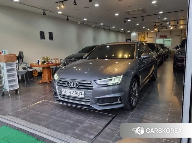Audi A4 (B9) 2019 Серый из Кореи
