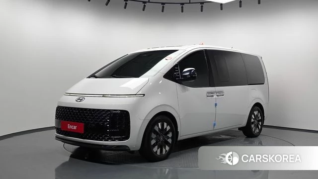 Hyundai Staria 2022 Белый из Кореи
