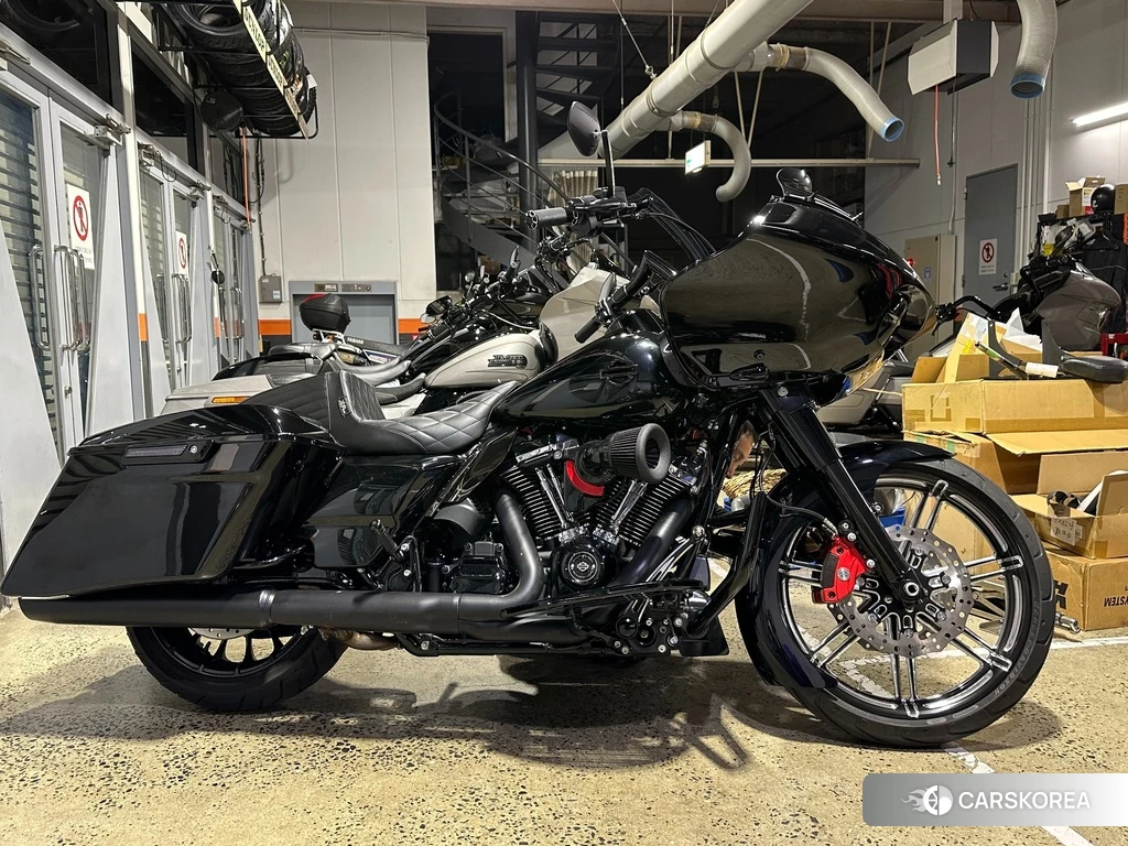 Проданный Harley-Davidson Road Glide FLTRXS1750 2019 из Японии, фото 2