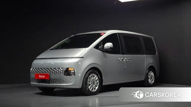 Hyundai Staria 2024 Серебряный из Кореи