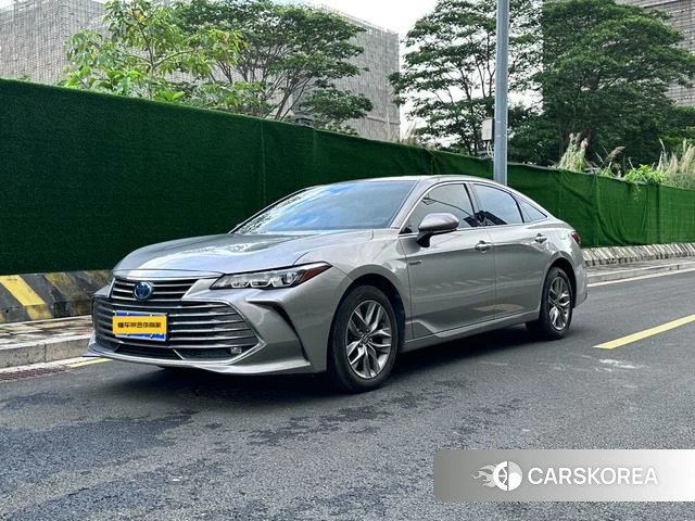 Toyota Asian dragon 2021 Серебристо-серый из Китая